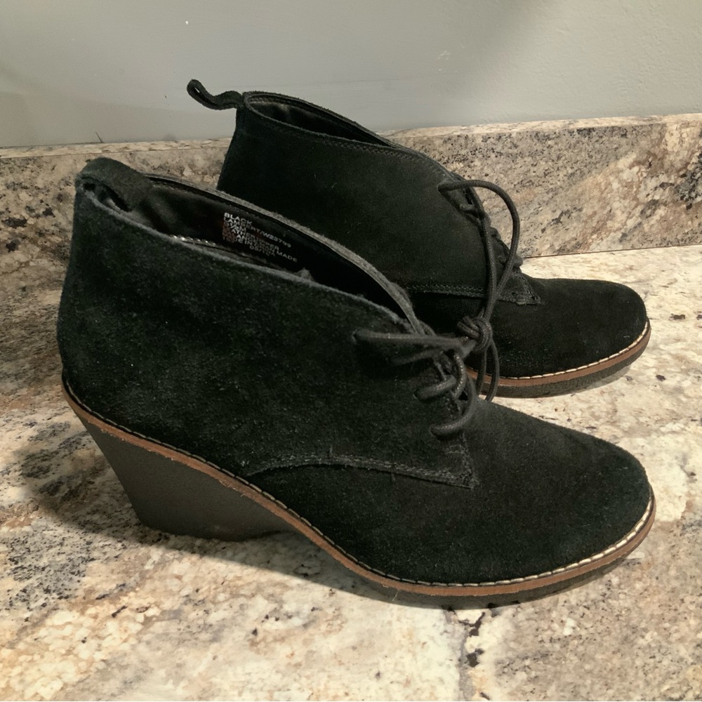 White Mountain Sz 9.5 M Lambert Black Suede Lace-Up Bootie Wedge Fashion Boot
